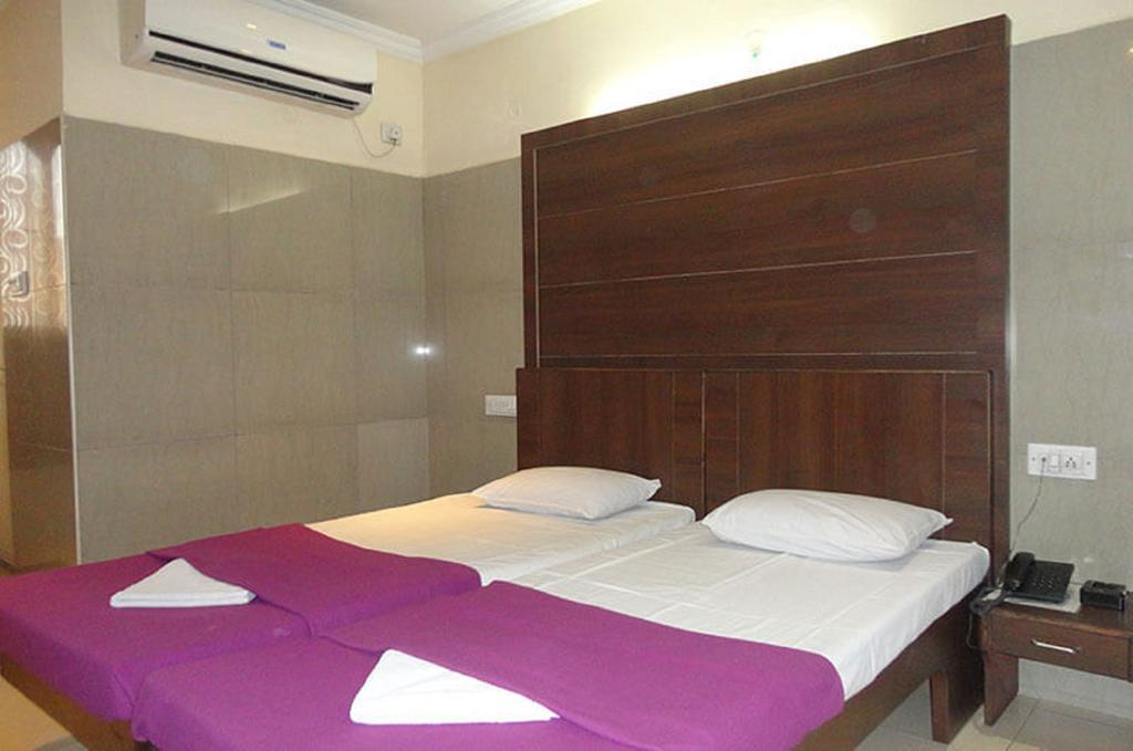 Hotel Haridwar Hyderabad Bagian luar foto